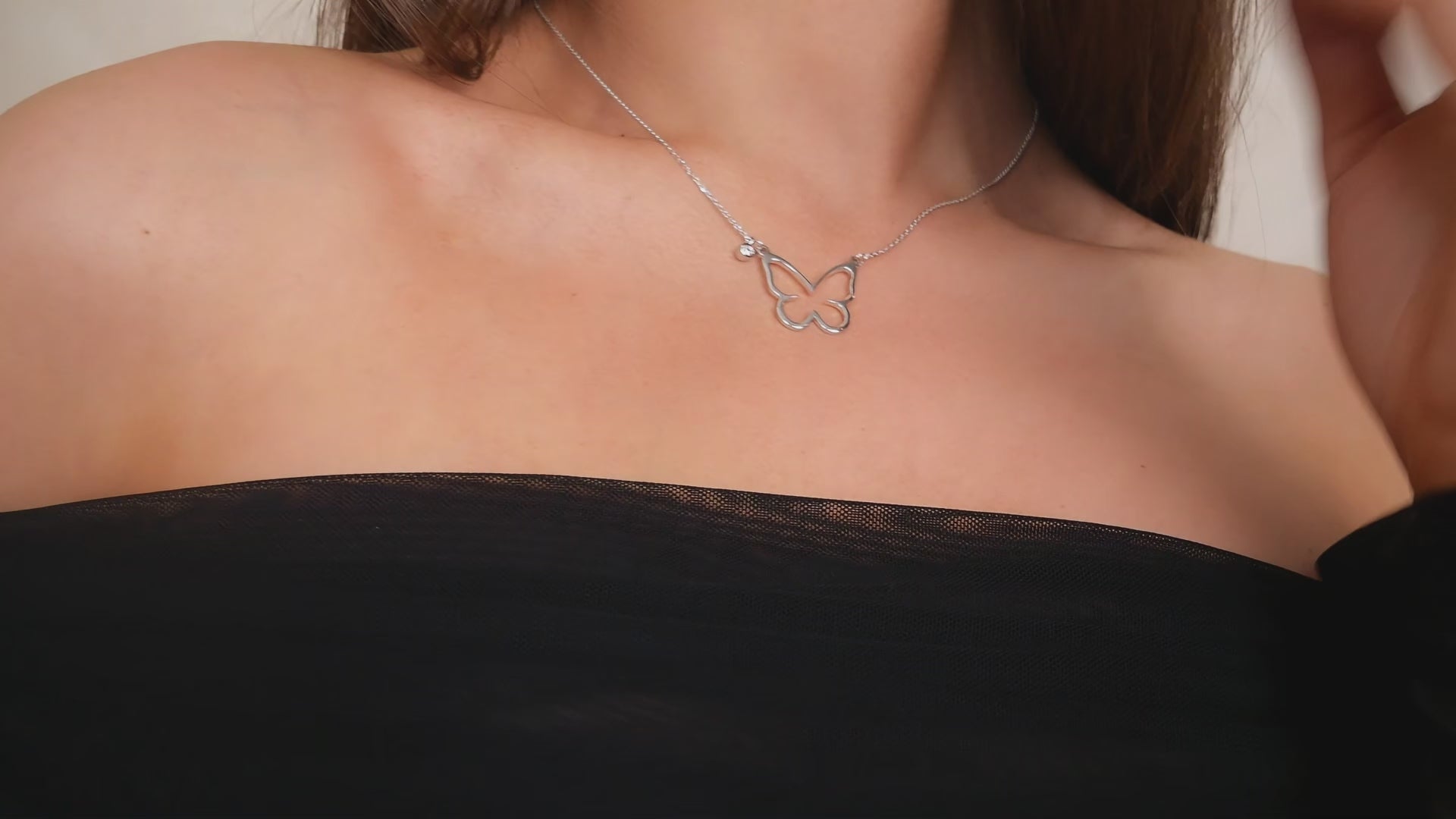 Open Butterfly Necklace | Silver